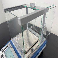 VWR 503B2 Analytical Scale image 3